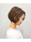 透け感ベージュ×愛されミニボブ