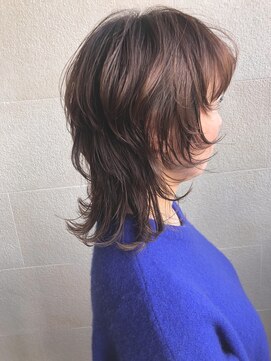 ゲン(gen.) ウルフレイヤー