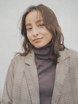 ディア 藤沢(diar) 大人可愛い/くびれ/ウルフレイヤー/30代40代50代/ロングレイヤー