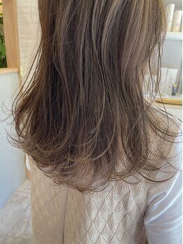 トゥリール(tout RIHRE)の写真/いつまでも若々しくいたい女性のために♪丁寧なカウンセリングと細やかな技術で、大人可愛いを叶えます◇