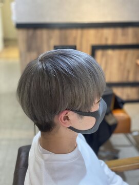 オーブ ヘアー リリー 博多2号店(AUBE HAIR lily) シルバーグレイ