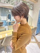 ロンド ストラーダ 心斎橋(Lond strada)&nbsp;ショート×ハイライト白髪ぼかし×シルキーベージュ[心斎橋]