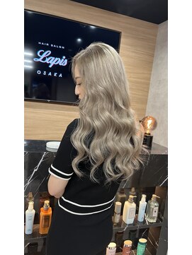 ラピス 大阪心斎橋店(Lapis) ホワイトベージュ