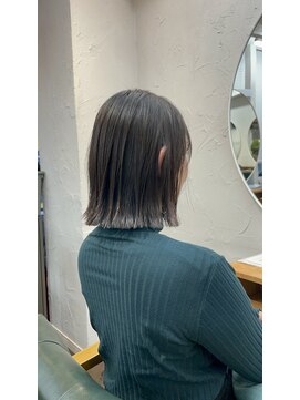 クオーレ(CUORE) 外ハネボブ☆グレージュカラー