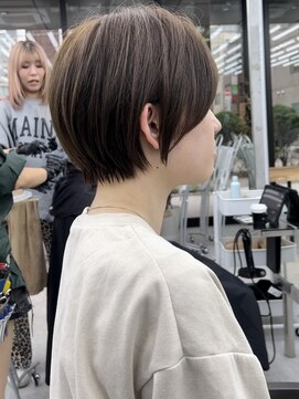 ビューブルー 亀戸錦糸町(VIEW BLUE) 美髪シアーカラーピンクブラウンショートカット切りっぱなしボブ