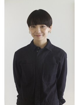 マレ(MARAIS) コンパクトなショートヘア