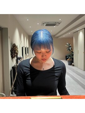 トゥモローズ(TOMORROWS) アイスブルー