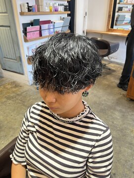 メルティエ(Mertie) 波巻きパーマ