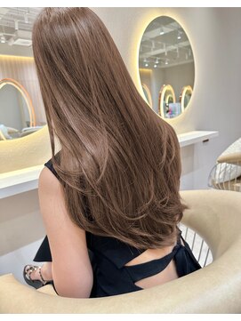 ロンド アンブル 四条烏丸(Lond ambre) 平野実花/透明感/グレージュ/ベージュ/オリーブ/くすみ/カラー