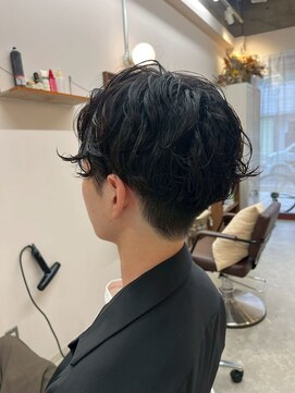 ルックアット(Look at) 【Look at】MEN'S HAIR刈り上げセンターパートサーフカール