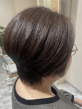 エヴァーグロー 郡山(ever glow) ショートボブ　ショートスタイル　大人スタイル
