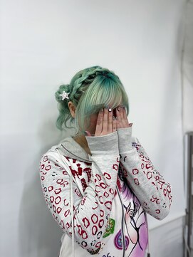 ヘアー アレス(hair ales) 片っぽクラゲヘア