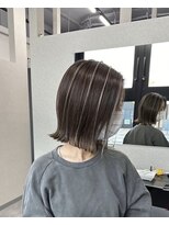 スラッシュ ホワイト(SLASH white) 脱白髪染めハイライト/白髪ぼかし/透明感カラー/髪質改善
