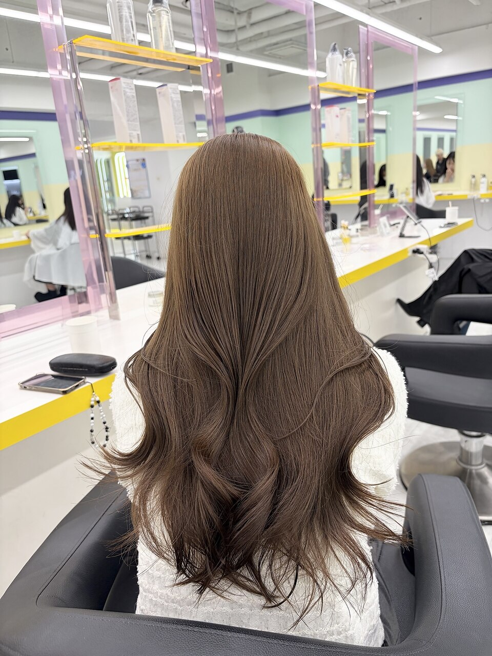 2026年夏】ミルクベージュの髪型・ヘアアレンジ｜人気順