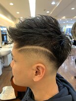 メンズアンダーバーホワイト 南海難波店(Men's _WHITE)&nbsp;スキンフェード×ラインカット