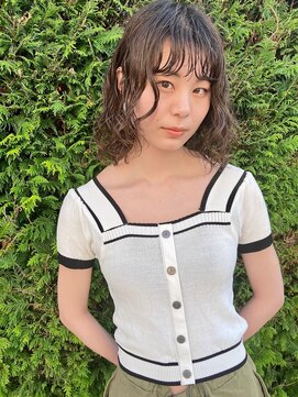 リヤン(Lien) 顔まわりウルフパーマ