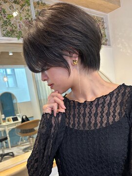 ロンド ストラーダ 心斎橋(Lond strada) ショート×ハイライト白髪ぼかし×マチルダボブ[心斎橋]