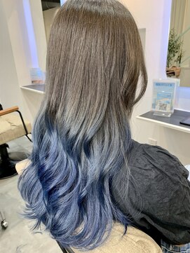 アトリア 横浜(Atria) バレイヤージュ/ブルーグラデーション/デザインカラー