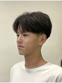 韓国風センターパートシースルーバングメンズ透明感カラー