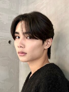 インフィニス 恵比寿(Infinis) 【Infinis】センターパート×ダウンパーマ