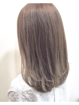 モレッティウィズリゴヘアー(Moretti with RIGO hair) グレージュ