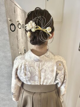 ムーン バイ ケンジ(moon by KENJE) 【Nanaka】ふわふわシニヨン＋袴着付け