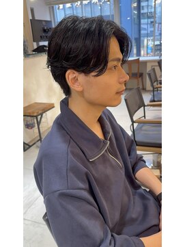 キャンバス バイ ネオリーブ 横浜西口(Canvas by neo.) 横浜★センターパートのカルマパーマ