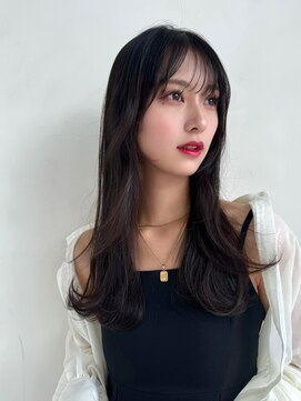 ザック ヴィ(ZACC  vie) グレージュ　レイヤーカット　20代　セミロング　ロング