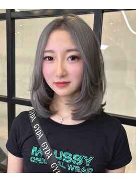 メゾンハル(Maison HALU) ペールシルバー × レイヤーカット