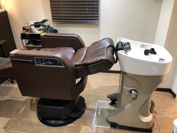 カトリーヌの写真/こだわりの内装とこだわりの機材。席で施術からシャンプーまで完了いたします◎