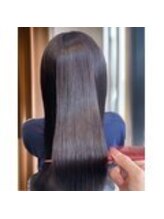 【業界最高★縮毛矯正】カット+髪質改善縮毛矯正+ベースTr￥12000