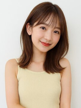 アイリス 天文館店(AIRIS) 顔周りカット ブラウンベージュ 艶髪 20代 外ハネミディアム