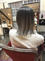 アントルポ(entrepot) Design