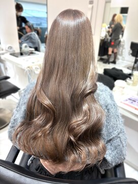 ランテルディ 渋谷(LANTERDIT) ミルクティーグレージュ/ケアブリーチ/ダブルカラー