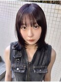 ミディアム｜根元から落ちつくストレート