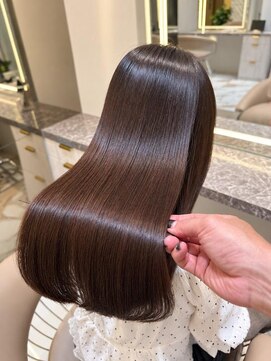 アース 渋谷店(HAIR&MAKE EARTH) 髪質改善×縮毛矯正｜自然な丸みの艶髪ロング