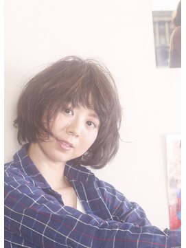 ルフュージュ(Refuge) ハイローライト×エアリーボブ [大宮美容室]