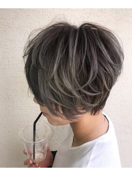 ヘアメイク アリープ(HAIR MAKE ALEAP) ふわ軽 お洒落ショート