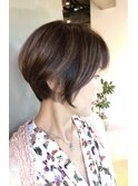 大人女子にも似合うショート