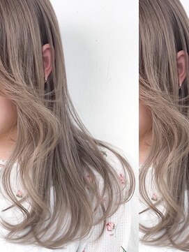 サロウィン 表参道(SALOWIN) 柔らかシアーミルクティーブロンド　【SALOWIN 表参道】