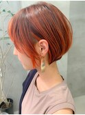 ショートボブ、オレンジベージュ、前髪インナーカラー