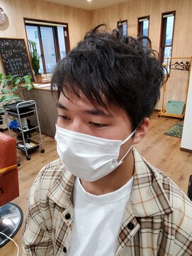 フィカス(Ficus) ナチュラルパーマスタイル