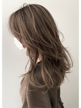 モノクロ(MONOCHRO) 透明感外国人風馬レイヤージュカラー！