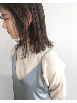 ノーム(norm) 切りっぱなしボブ/ベージュカラー