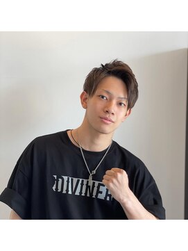 ビースト(BEEST) アップバングショート