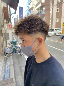 ハシゴ(hasigo.) 大阪ツイストスパイラルパーマ　大阪メンズパーマ