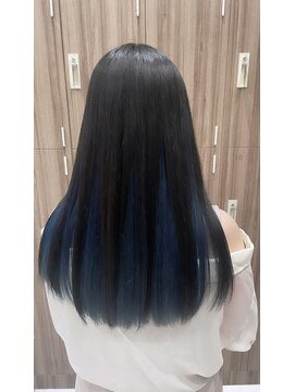 アッシュ 新杉田店(Ash) ブルーブラック×4色を使ったブルーの掛け合わせインナー