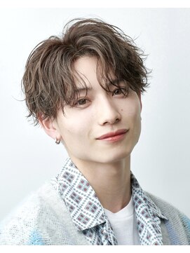 オーシャントーキョー 渋谷神南(OCEAN TOKYO) 韓国ヘアカルマパーマカルマバングセンターパート黒髪ウルフ