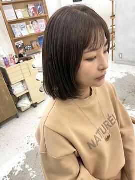 エンドリンク(endlink) オリーブベージュ×大人ボブ