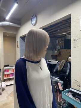 スオーノ(SUONO) ホワイトベージュ水戸/赤塚/ムラ修正